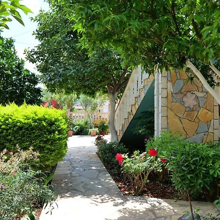 Garden Villa Dhesara Ksamil Ngoại thất bức ảnh