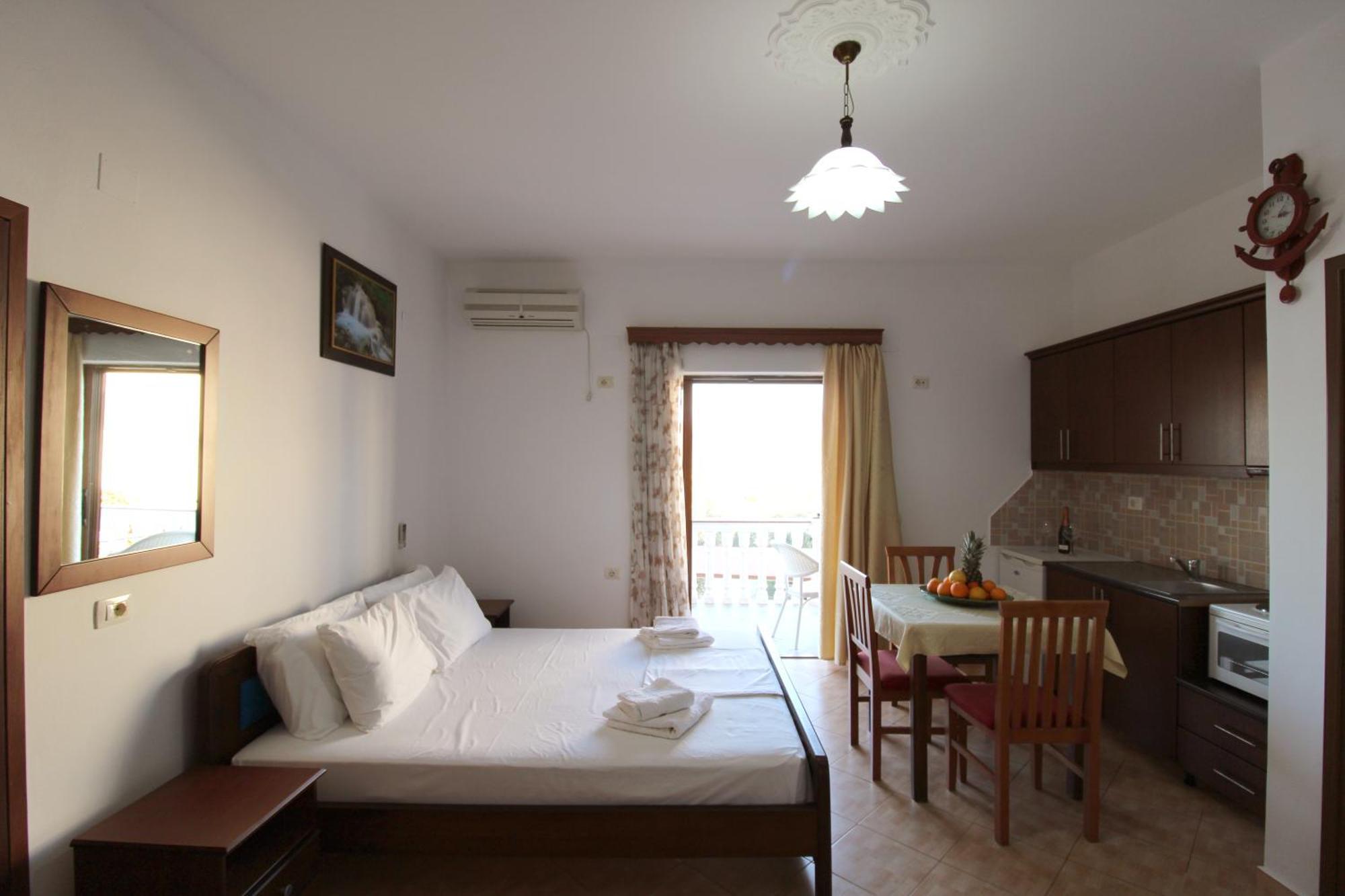 Garden Villa Dhesara Ksamil Ngoại thất bức ảnh
