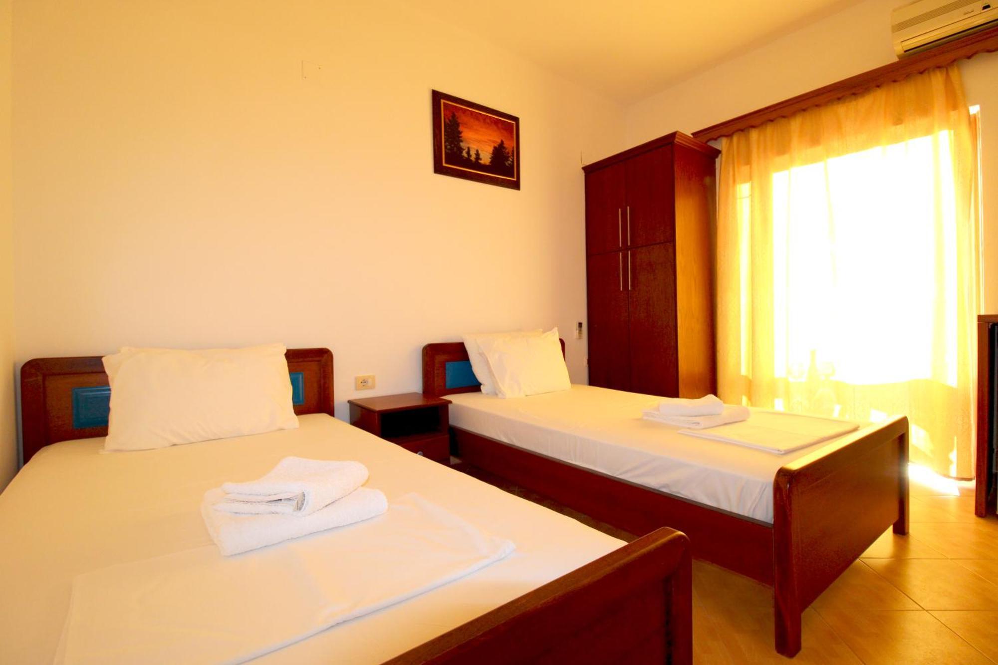Garden Villa Dhesara Ksamil Ngoại thất bức ảnh