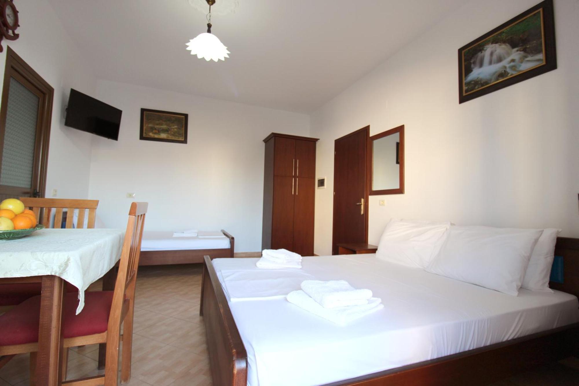 Garden Villa Dhesara Ksamil Ngoại thất bức ảnh