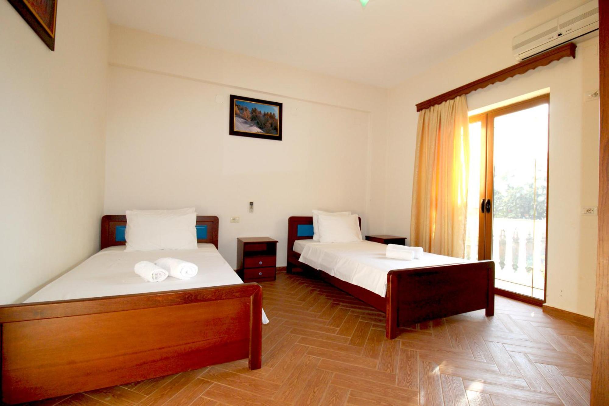 Garden Villa Dhesara Ksamil Ngoại thất bức ảnh